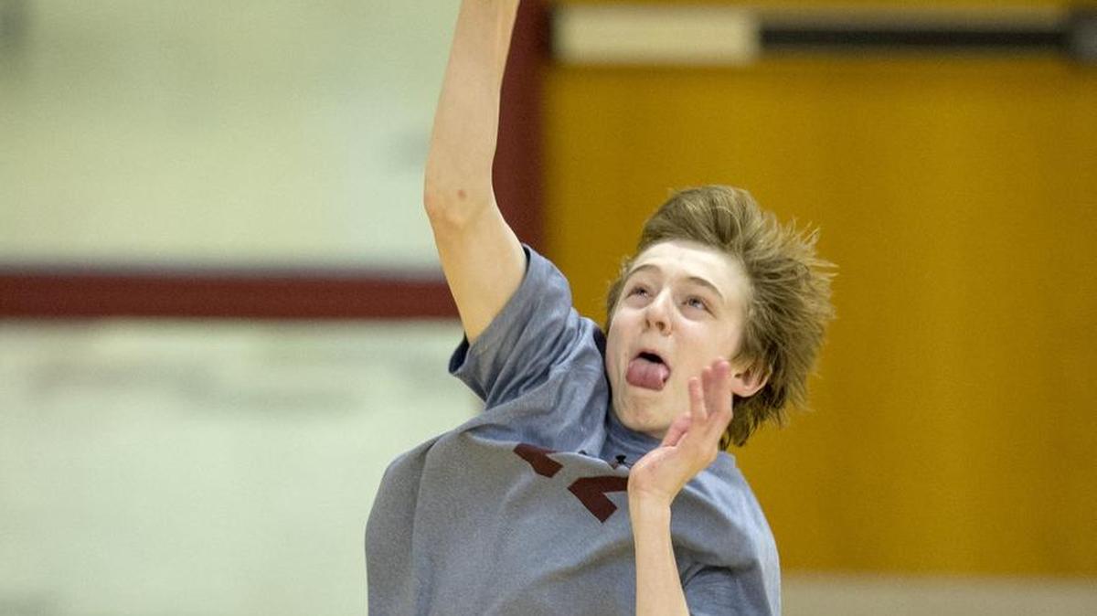 State College's Quinn Williams serves the ball during the April 21, 2016 game against Chambersburg.