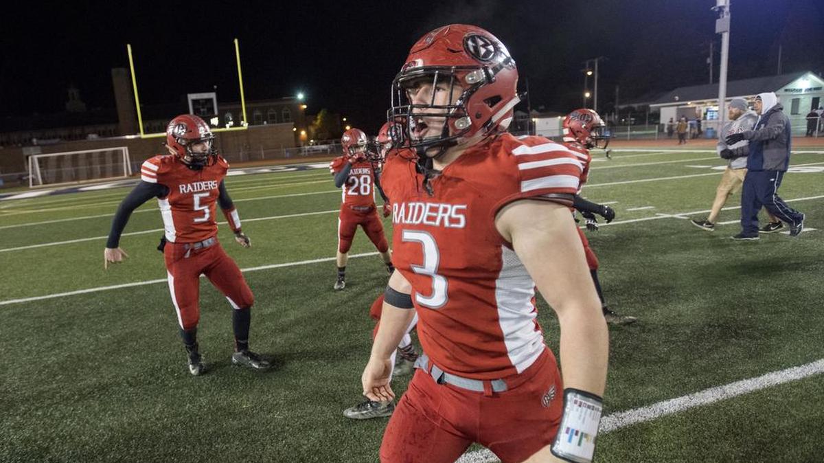 Bellefonte will take on District 4 champ Selinsgorve at 1 p.m. Saturday at Altoona Area High School in a first-round PIAA playoff game.