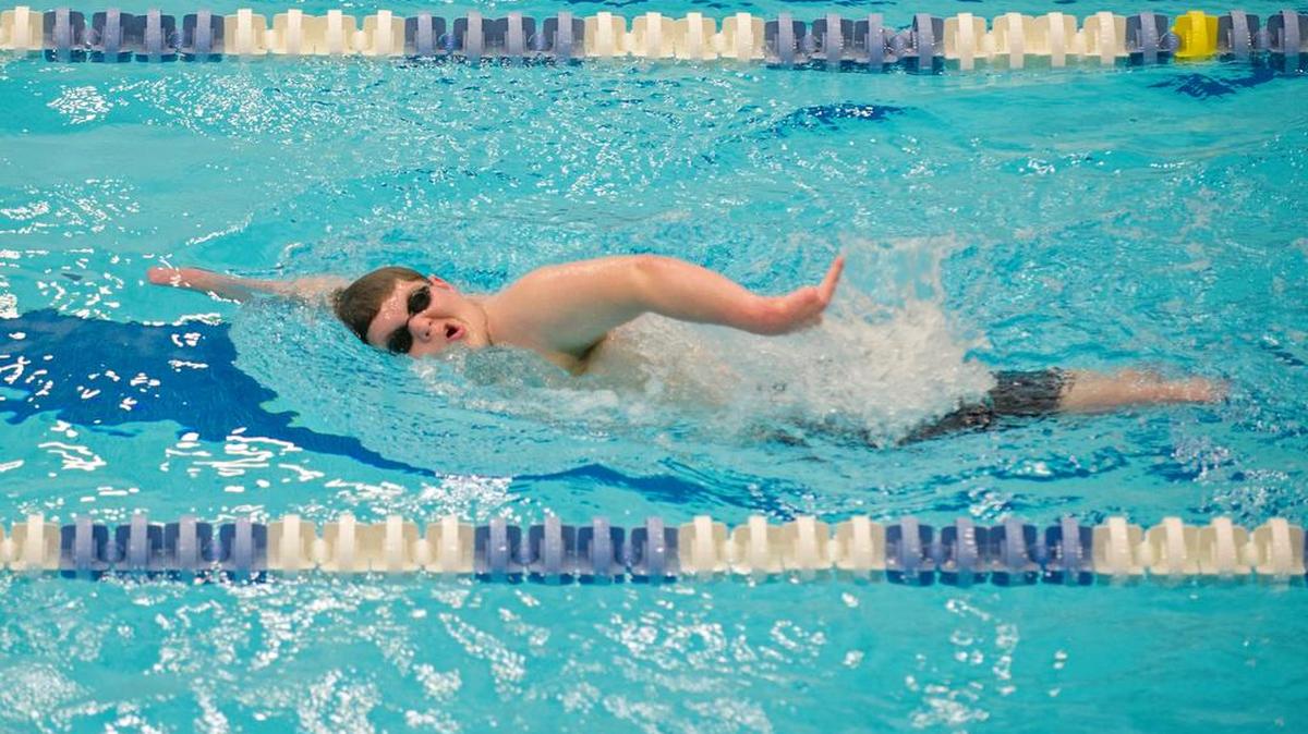 Sean Brame, shown in a workout in 2015, was part of a four-man team that broke the American paraylympic record in the 200-yard medley relay Saturday.